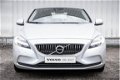 Volvo V40 - 2.0 D2 Nordic+/Navi/parkeerkachel/on call - 1 - Thumbnail