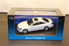 1:43 Autoart 56243 Mercedes Benz CL Coupe wit