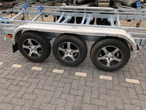 Vlemmix 3500 KG 3 As Trailer - 2