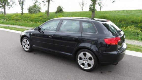 Audi A3 Sportback - 2.0 FSI Ambition * Clima * Concert * PDC * 6-bak - 1