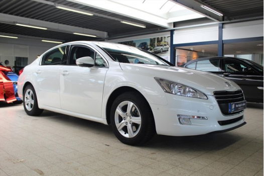 Peugeot 508 - 1.6 THP 156PK BLUE LEASE EXECUTIVE NAVIGATIE / CLIMAAT CONTROL - 1