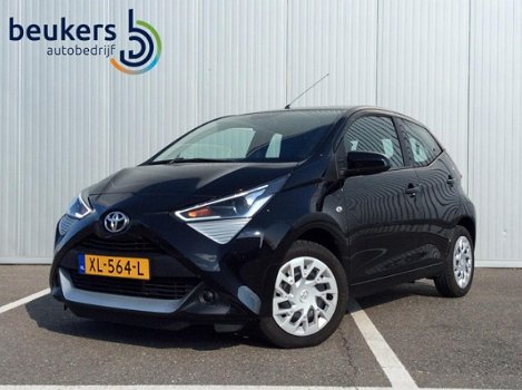 Toyota Aygo - 1.0 VVT-i 72pk 5D x-play - 1