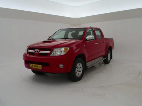 Toyota HiLux - 3.0 D-4D AUT. DUBBEL CABINE *MARGE* 5-PERSOONS - 1