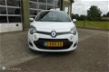 Renault Twingo - - 1.2 16V COLLECTION, AIRCO, USB, NW DISTRIBUTIE - 1 - Thumbnail