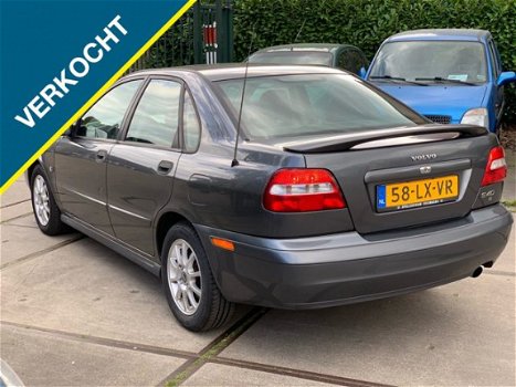 Volvo S40 - 1.8 Dyn. Navigator/Airco/Cruise C/ - 1