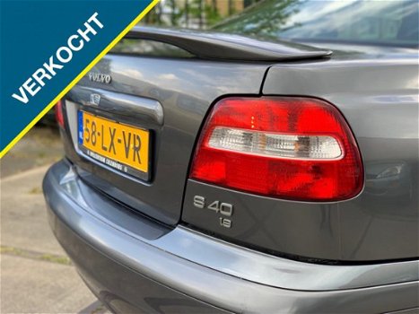 Volvo S40 - 1.8 Dyn. Navigator/Airco/Cruise C/ - 1