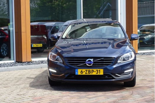 Volvo V60 - 2.4 D6 AWD Plug-In Hybrid Summum - 1