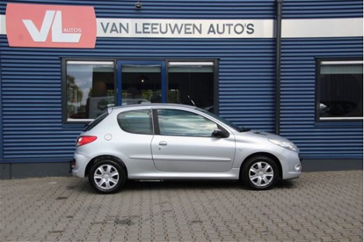 Peugeot 206 - 1.4 XS | Airco | Trekhaak | Cruise control - 1