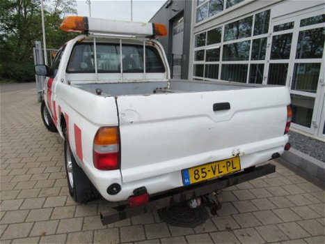 Mitsubishi L 200 - 2.5TD Club Cab 4WD 4x4 - 1