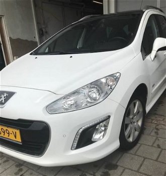 Peugeot 308 SW - 1.6 e-HDi Access Nette Familie Auto - 1