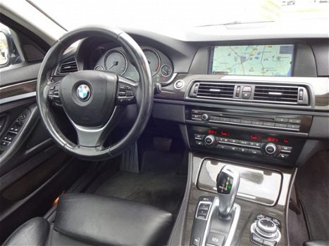 BMW 5-serie Touring - 525D Aut8 High Executive head-up Comf.Zetels Pano.dak 4w Steering - 1
