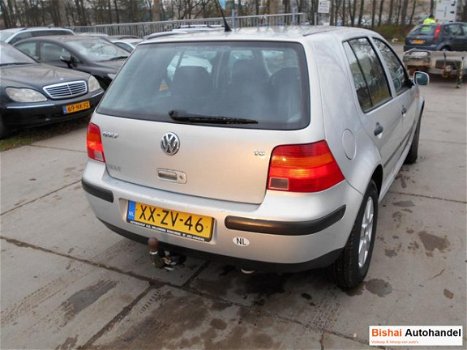 Volkswagen Golf - 1.6 - 1