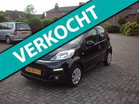 Peugeot 107 - 1.0 Active airco radio cd centraalverg - 1