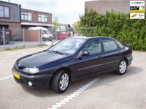 Renault Laguna - 1.8-16V RXI - 1