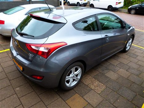 Hyundai i30 - 1.4i Active Cool - 1