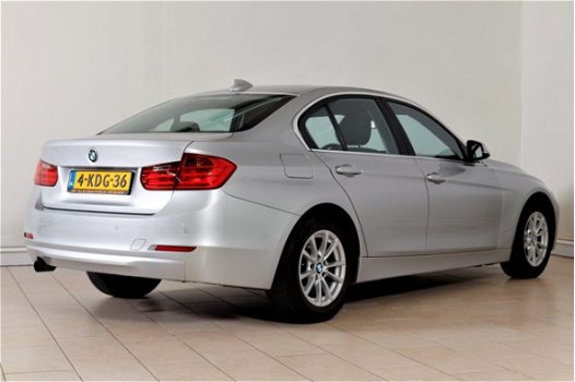 BMW 3-serie - 316i EXE AUT. NAVIGATIE BT ECC XENON CRUISE PDC LMV16 BTW - 1