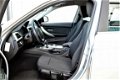 BMW 3-serie - 316i EXE AUT. NAVIGATIE BT ECC XENON CRUISE PDC LMV16 BTW - 1 - Thumbnail