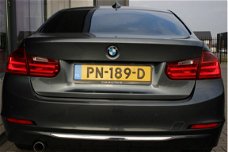 BMW 3-serie - 318d High Executive | Schuifdak | Leer | Xenon |