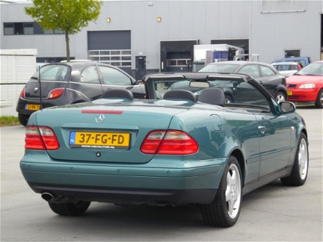 Mercedes-Benz CLK-klasse Cabrio - 230 K. Elegance NIEUWSTAAT AUTOMAAT (bj2000) - 1