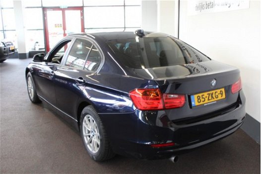 BMW 3-serie - 320I EXECUTIVE Automaat/Prof. Navigatie/Xenon/Pdc - 1