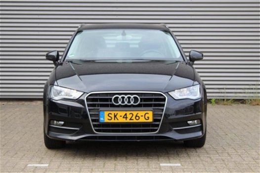 Audi A3 Sportback - 1.6 TDI Ambiente Pro Line plus Sportback, Airco, Cruisecntrl, Zwart - 1