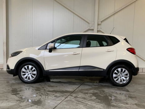 Renault Captur - 0.9 TCe Helly Hansen M 2015 ✅ - 1