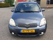 Toyota Yaris - 1.3 VVT-i Blue Airco - 1 - Thumbnail