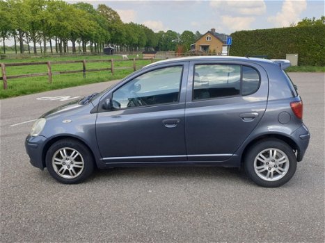 Toyota Yaris - 1.3 VVT-i Blue Airco - 1