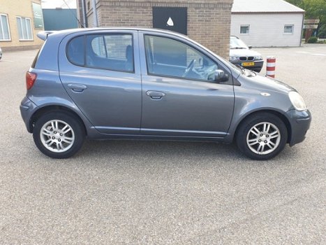 Toyota Yaris - 1.3 VVT-i Blue Airco - 1