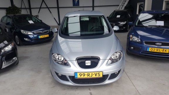 Seat Toledo - 2.0 FSI Stylance - Clima - Cruise - Trekhaak - 1