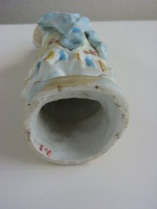 Oud biscuit porseleinen beeldje : vrouw met bril // bisque porcelain figurine : woman with glasses - Afbeelding 6