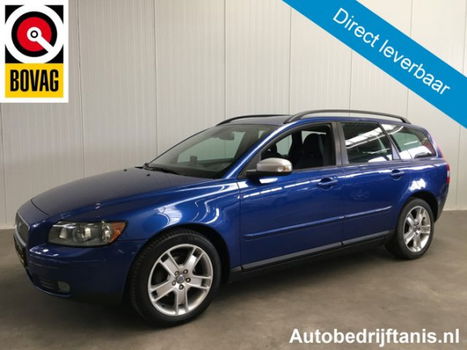 Volvo V50 - 2.0 Edition II Sport NAVI-ECC-LMV-PDC-DAKRAILS-TREKHAAK-CRUISE End Of Year Sale - 1