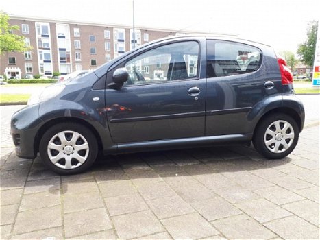 Peugeot 107 - 1.0-12V XS - 1