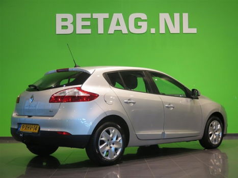 Renault Mégane - 1.5 dCi 111PK Trekhaak Navi | Airco | Cruise | 6-Bak | Led-Dagrij - 1