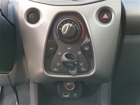 Citroën C1 - 1.0 VTi 68PK 5D Feel / AIRCO - 1