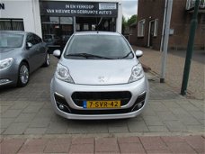 Peugeot 107 - 1.0 Active Airco, Stuurbekrachtiging, Electr.ramen, Centr.deurvergrendeling op afstand