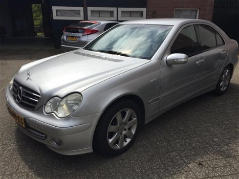 Mercedes-Benz C-klasse - 1.8 C200 KOMPR SEDAN Classic - 1