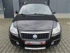 Fiat Sedici - 1.6-16V Emotion / Clima / Trekhaak / 4x4 / Elektr. Ramen / Lmv