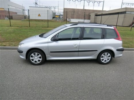 Peugeot 206 SW - 1.4 HDi X-line - 1