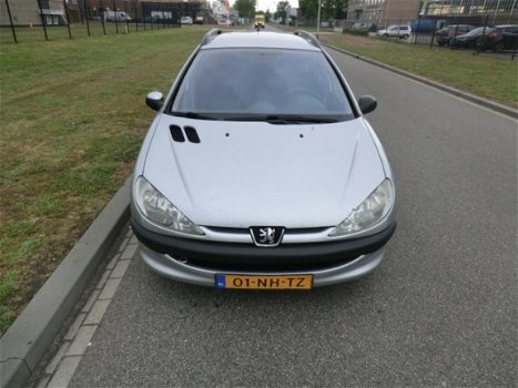 Peugeot 206 SW - 1.4 HDi X-line - 1