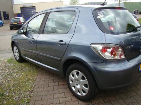 Peugeot 307 - 1.6-16V XS Premium - 1