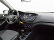 Hyundai i20 - 1.2I✅ 5drs Airco Pdc Isofix Usb i-Drive Cool - 1 - Thumbnail