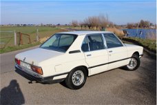 BMW 5-serie - 525 6 CILINDER 90% 1E LAK ORIGINEEL 103.760 KM