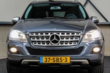 Mercedes-Benz M-klasse - 350 CDI Prestige 231pk✅ 2e Eig|DLR|Luchtvering|Xenon|Dakraam|Leder|Trekhaak