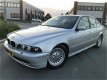 BMW 5-serie - 530i EXE/AUT/CLIMA/NAVI/NAP/Y-TIMER/INRUIL MOG - 1 - Thumbnail