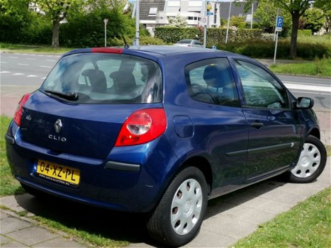 Renault Clio - 1.2-16V Business Line Airco/El.ramen/NAP/APK - 1