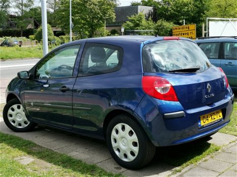 Renault Clio - 1.2-16V Business Line Airco/El.ramen/NAP/APK - 1