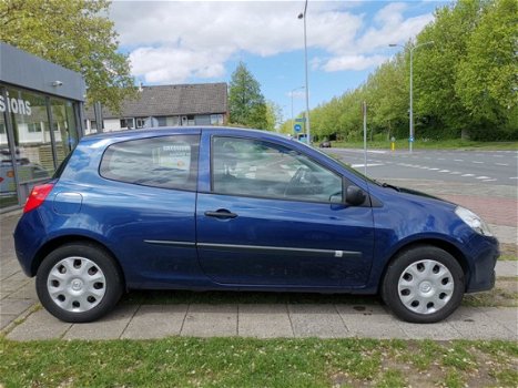 Renault Clio - 1.2-16V Business Line Airco/El.ramen/NAP/APK - 1