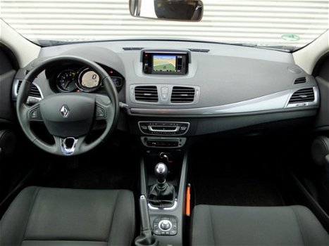 Renault Mégane Estate - 1.2 TCe Limited *Navigatie*Klimaatreg.*Parkeersens - 1