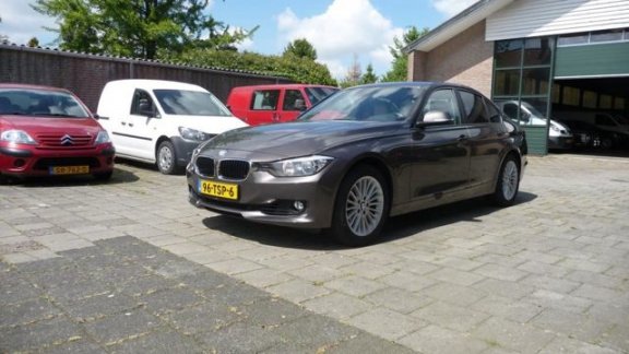 BMW 3-serie - 320i Executive - 1